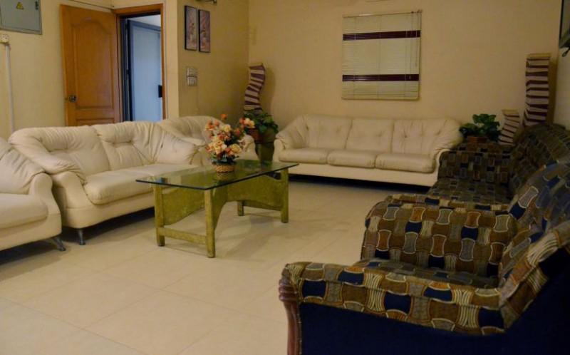 Luxury Inn Karachi Exteriör bild
